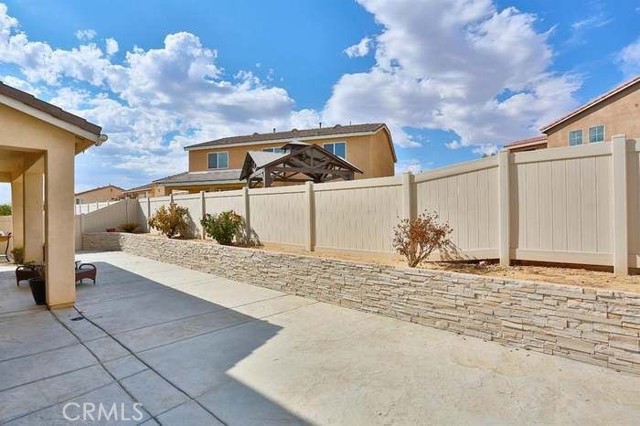 Detail Gallery Image 18 of 21 For 15884 Desert Poppy Ln, Victorville,  CA 92394 - 4 Beds | 2/1 Baths