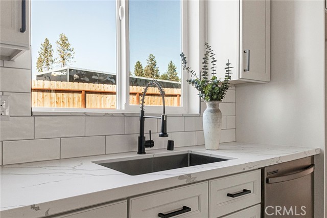 Detail Gallery Image 15 of 40 For 471 Crestwood Dr, Paradise,  CA 95969 - 2 Beds | 1/1 Baths