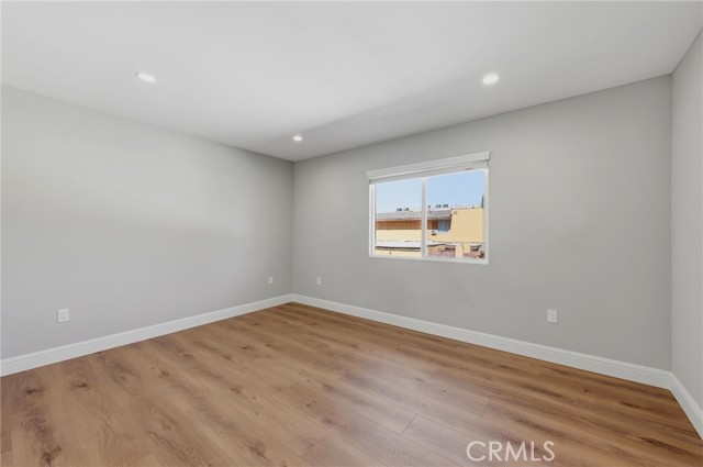 9201 Wakefield Avenue, 3 photo 13