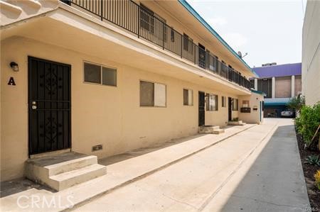 116 S Fir Avenue, Inglewood CA: https://media.crmls.org/medias/af715e45-2cfe-4195-8686-758d47b72308.jpg