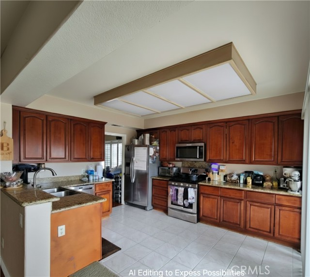 Detail Gallery Image 9 of 27 For 10482 Valley Crest, Moreno Valley,  CA 92557 - 4 Beds | 2/1 Baths
