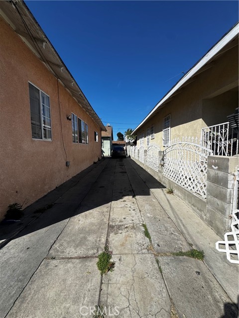 Detail Gallery Image 10 of 21 For 281 E 48th St, Los Angeles,  CA 90011 - – Beds | – Baths