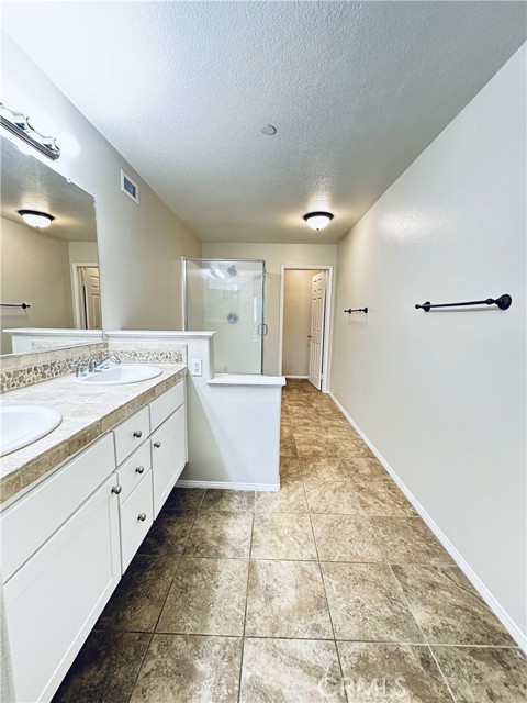 22 Platinum Circle, Ladera Ranch CA: https://media.crmls.org/medias/af72aba0-9ce2-4538-bdad-c48d83d1e102.jpg