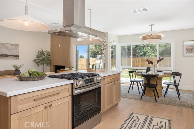 25652 Cervantes Lane, Mission Viejo CA: https://media.crmls.org/medias/af72d34e-c36b-4d5c-8080-7bd8ffeb7ae6.jpg