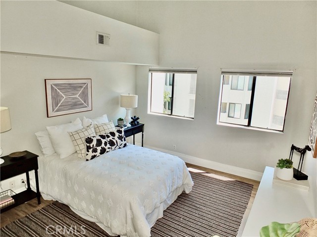 4138 E Mendez Street, Long Beach CA: https://media.crmls.org/medias/af72f991-ccf0-470c-a566-f3ddf0873c79.jpg
