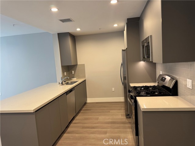 1223 N Hayworth Avenue # 3, West Hollywood, California 90046, 1 Bedroom Bedrooms, ,1 BathroomBathrooms,Residential Lease,For Rent,1223 N Hayworth Avenue # 3,CRSR24235824