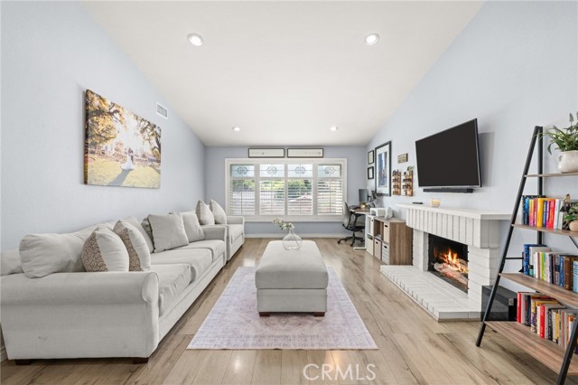 Detail Gallery Image 5 of 33 For 19466 Avenida Del Campo, Walnut,  CA 91789 - 3 Beds | 2 Baths