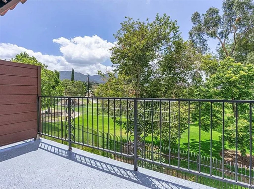 1554 Border Avenue G, Corona, CA 92882