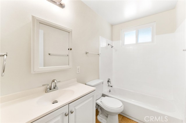 Detail Gallery Image 16 of 32 For 5932 Santa Barbara Ave #B,  Garden Grove,  CA 92845 - 2 Beds | 1 Baths