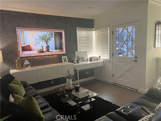 Detail Gallery Image 6 of 19 For 5754 Ensign Ave, North Hollywood,  CA 91601 - 2 Beds | 1 Baths