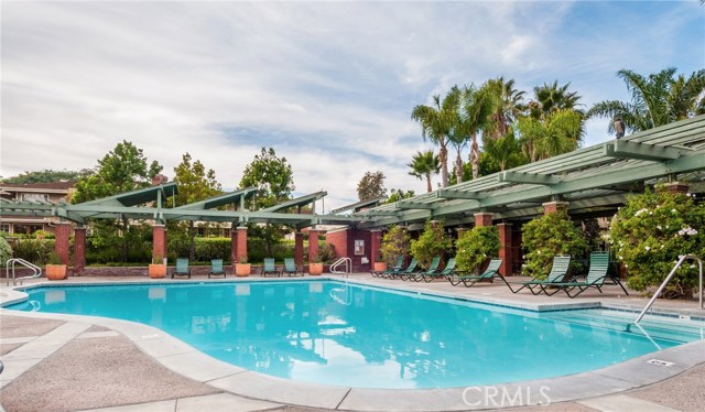 32 Malaga Place, Manhattan Beach, California 90266, 2 Bedrooms Bedrooms, ,1 BathroomBathrooms,Residential,Sold,Malaga,SB17034597