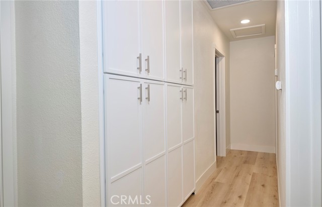 6001 De La Vista, Jurupa Valley CA: https://media.crmls.org/medias/af77892b-c9f4-4dd1-ab04-301c9d88c78e.jpg