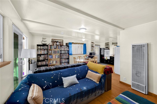 Detail Gallery Image 12 of 30 For 32876 Lone Pine Dr, Running Springs,  CA 92382 - 2 Beds | 1 Baths