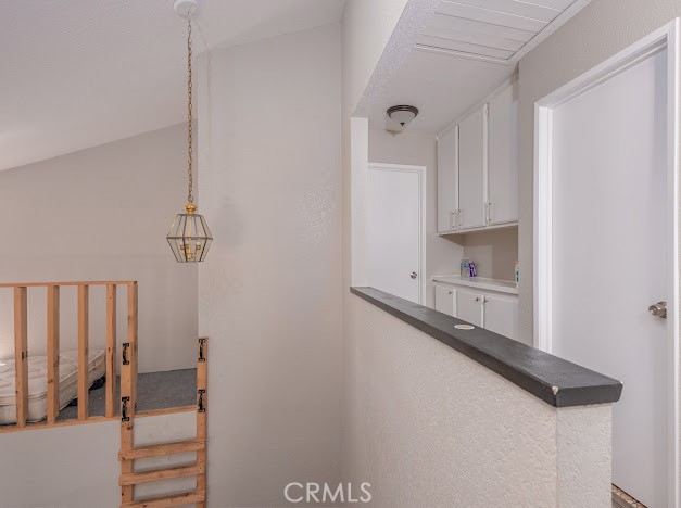 https://media.crmls.org/medias/af7805a7-1b02-4910-bc71-a45648155de0.jpg?preset=X-Large