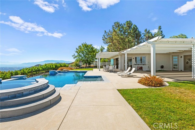 28282 Sycamore Mesa Road, Temecula CA: https://media.crmls.org/medias/af782832-5688-4450-9974-1dab0497f704.jpg