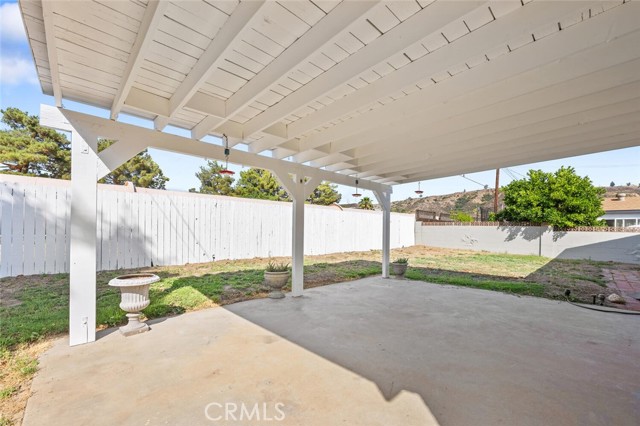 Detail Gallery Image 21 of 24 For 27418 Arriola Ave, Saugus,  CA 91350 - 4 Beds | 2 Baths