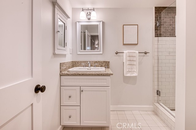 Detail Gallery Image 16 of 22 For 2709 Cove St, Corona Del Mar,  CA 92625 - 3 Beds | 2/1 Baths