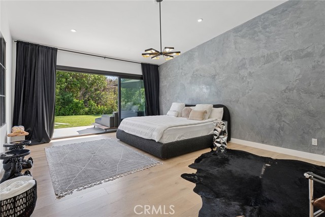 Detail Gallery Image 22 of 53 For 5700 El Canon Ave, Woodland Hills,  CA 91367 - 3 Beds | 3 Baths