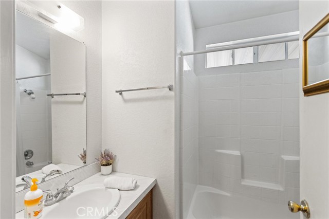 Detail Gallery Image 9 of 25 For 10745 Victoria Ave, Whittier,  CA 90604 - 2 Beds | 2 Baths