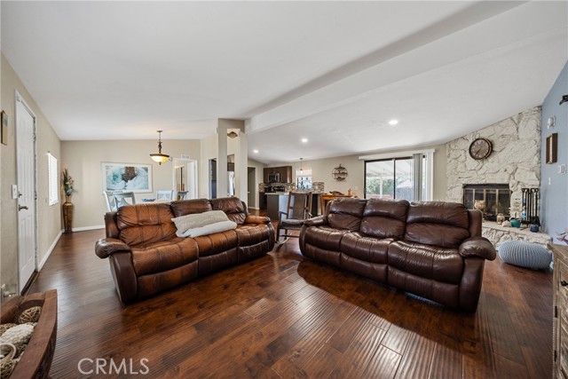 Detail Gallery Image 15 of 42 For 34437 Tree Ln, Wildomar,  CA 92595 - 3 Beds | 2/1 Baths