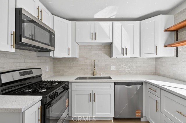 Detail Gallery Image 7 of 18 For 925 E Appleton, Long Beach,  CA 90802 - 2 Beds | 1 Baths