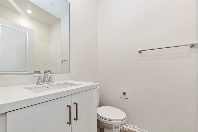 Detail Gallery Image 13 of 23 For 16176 Spicebush Ln, Chino,  CA 91708 - 2 Beds | 2/1 Baths