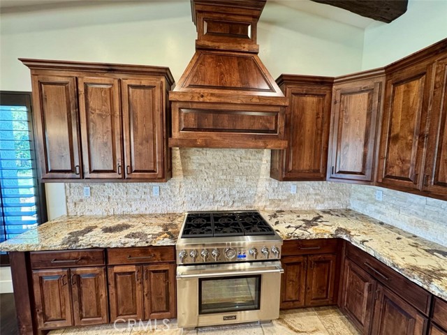 1415 Via Vallarta, Riverside CA: https://media.crmls.org/medias/af7abb27-8953-46bd-bb52-cdb94d4c5742.jpg