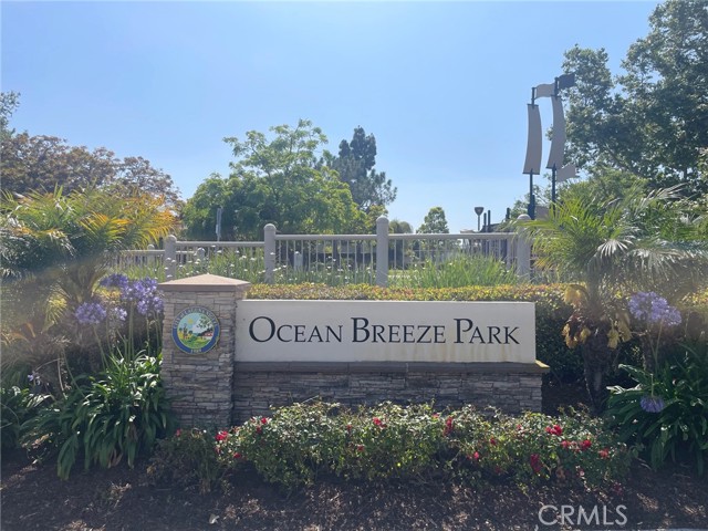 27 High Bluff, Laguna Niguel CA: https://media.crmls.org/medias/af7b1975-9025-476a-8eda-5d6775add574.jpg