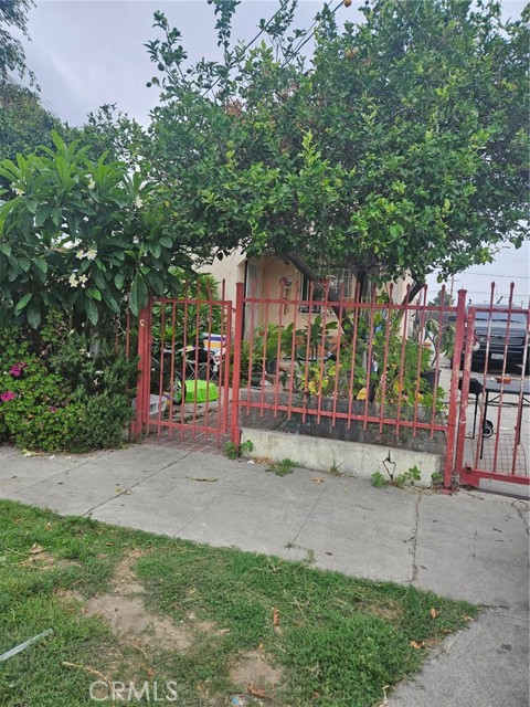 Image 3 for 1689 E 109Th St, Los Angeles, CA 90059