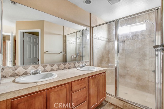 Image 15 of 20 For 15514 Avenida Manzana