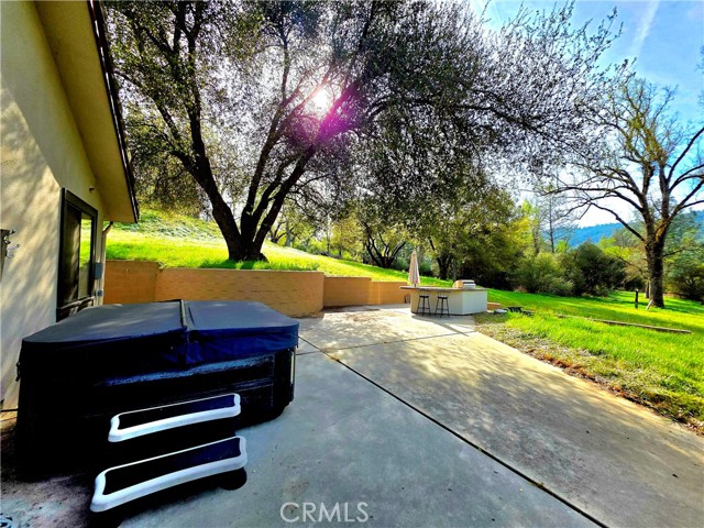 Detail Gallery Image 6 of 74 For 45344 S Oakview, Oakhurst,  CA 93644 - 3 Beds | 3 Baths