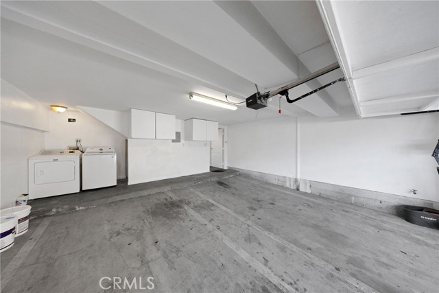 408 W Queen Street, Inglewood CA: https://media.crmls.org/medias/af7beb4a-2ee3-4bd5-bcde-b87e30298c5c.jpg