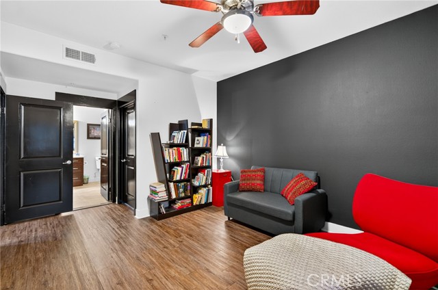 24585 Town Center Drive, Valencia CA: https://media.crmls.org/medias/af7c8a2f-c37a-4cfc-aac3-55a9fd4fdada.jpg