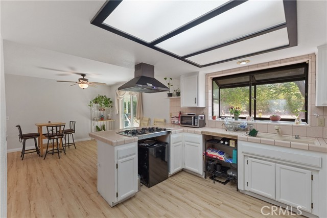 Detail Gallery Image 12 of 36 For 7558 Lobos Ave, Hesperia,  CA 92345 - 4 Beds | 3 Baths