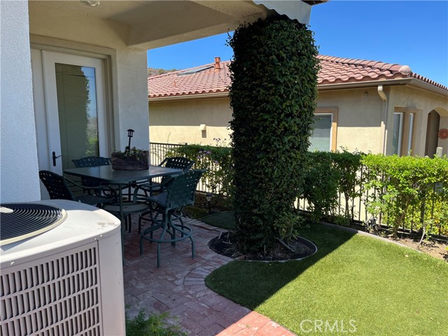 25054 Fawnskin Drive, Temescal Valley CA: https://media.crmls.org/medias/af7dd6ac-bb2b-4b40-9917-9ba6fe322000.jpg