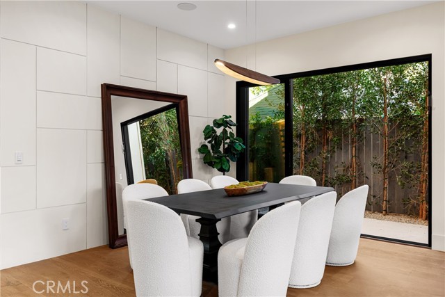 Detail Gallery Image 15 of 49 For 4018 Coldwater Canyon Ave, Studio City,  CA 91604 - 6 Beds | 6/1 Baths