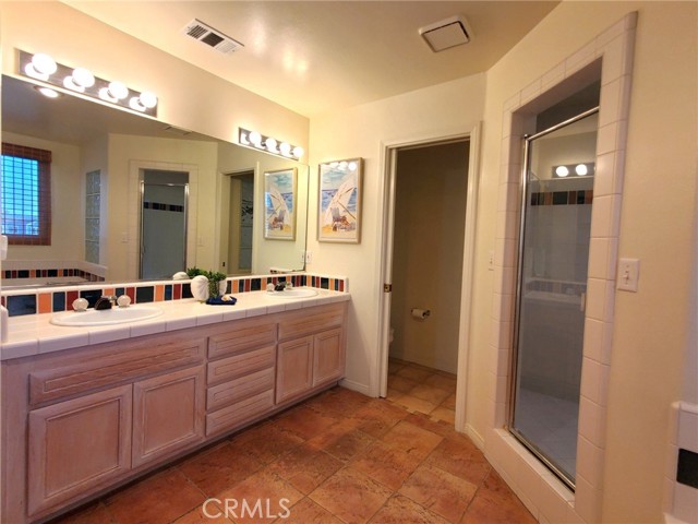Detail Gallery Image 31 of 41 For 117 S Prospect Ave #a, Redondo Beach,  CA 90277 - 4 Beds | 2/1 Baths
