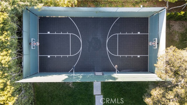 17528 Jayden Lane, Encino CA: https://media.crmls.org/medias/af7e3f7b-3785-4d6d-a40f-14fdecae7e8b.jpg