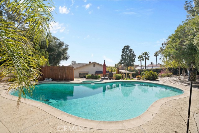 Detail Gallery Image 30 of 42 For 2359 N 4th Ave, Upland,  CA 91784 - 4 Beds | 2 Baths