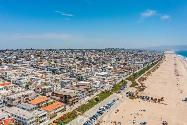 Detail Gallery Image 30 of 44 For 125 38th St, Manhattan Beach,  CA 90266 - 3 Beds | 3 Baths