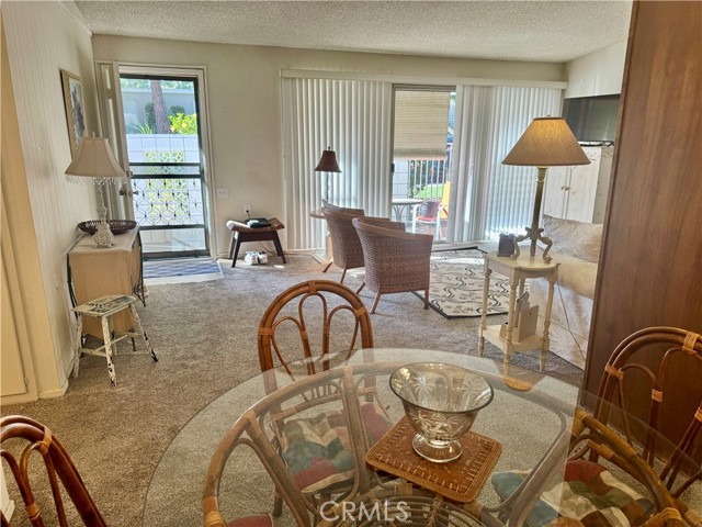 Detail Gallery Image 5 of 11 For 425 Avenida Castilla #B #B,  Laguna Woods,  CA 92637 - 2 Beds | 2 Baths