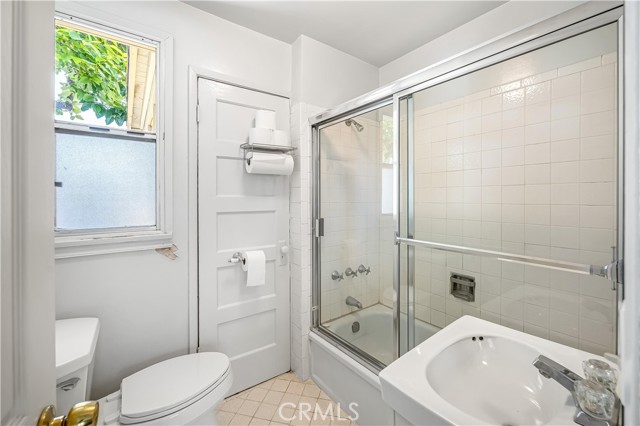 920 W Elberon Avenue, San Pedro CA: https://media.crmls.org/medias/af7f4ce3-53cf-4f0d-9282-81939a82565b.jpg