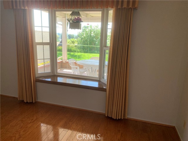 28258 Zarza, Mission Viejo CA: https://media.crmls.org/medias/af802994-cd1f-4ec1-9d94-470b4b3745d6.jpg
