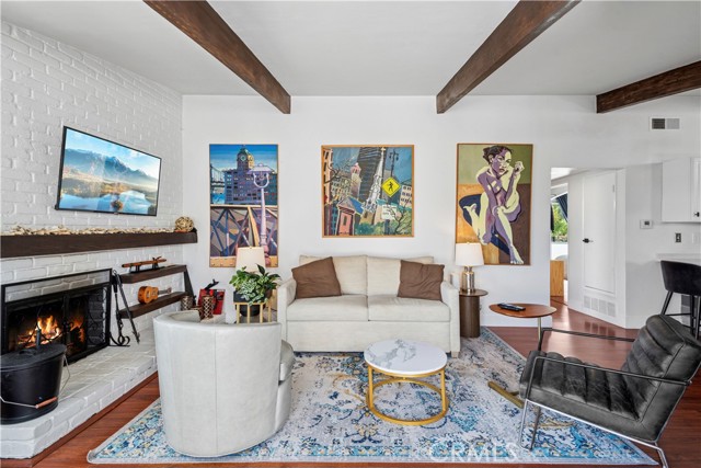 Detail Gallery Image 16 of 24 For 436 Seaward Rd, Corona Del Mar,  CA 92625 - 2 Beds | 1 Baths