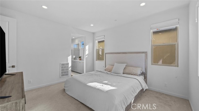 Detail Gallery Image 14 of 48 For 16122 Meadowhouse Ave, Chino,  CA 91708 - 4 Beds | 3 Baths