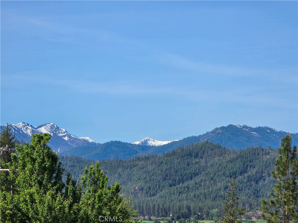 https://media.crmls.org/medias/af811340-ebb6-4514-80a9-50b27e422bf1.jpg?preset=X-Large