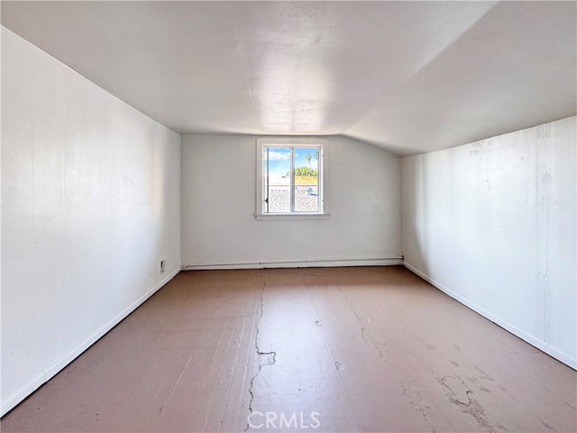 Detail Gallery Image 15 of 29 For 614 W 60th St, Los Angeles,  CA 90044 - – Beds | – Baths