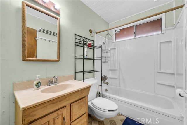 Detail Gallery Image 7 of 9 For 1104 Wendy, Big Bear City,  CA 92314 - 3 Beds | 1 Baths