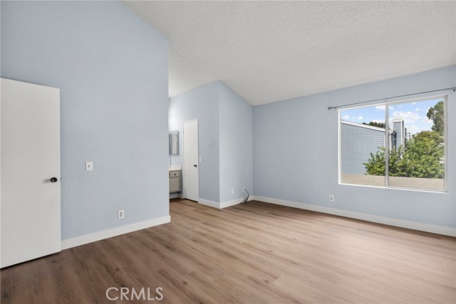 Detail Gallery Image 23 of 34 For 15735 Nordhoff St #36,  North Hills,  CA 91343 - 2 Beds | 2/1 Baths
