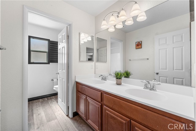3429 Gemstone Avenue, Rosamond CA: https://media.crmls.org/medias/af82af77-cf5a-435c-99da-4bd08a4aa272.jpg